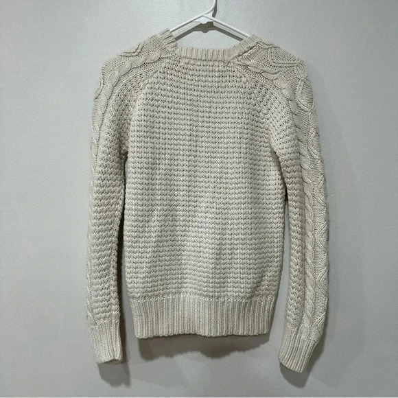 🎉 Zara cream cable knit sweater - Picture 2 of 7